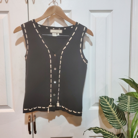 Wool Vest - Picture 1 of 10